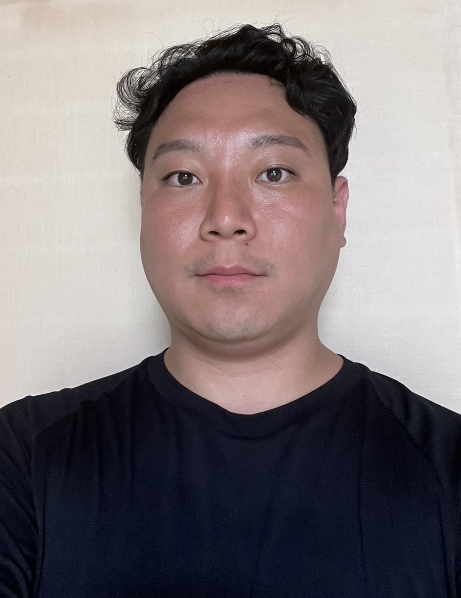 崎本 裕亮